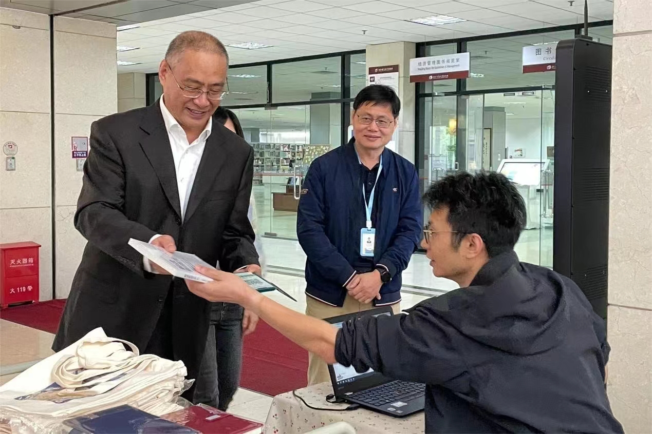 最是书香能致远——大涵文化4月书展活动撷英 最是书香能致远——大涵文化4月书展活动撷英