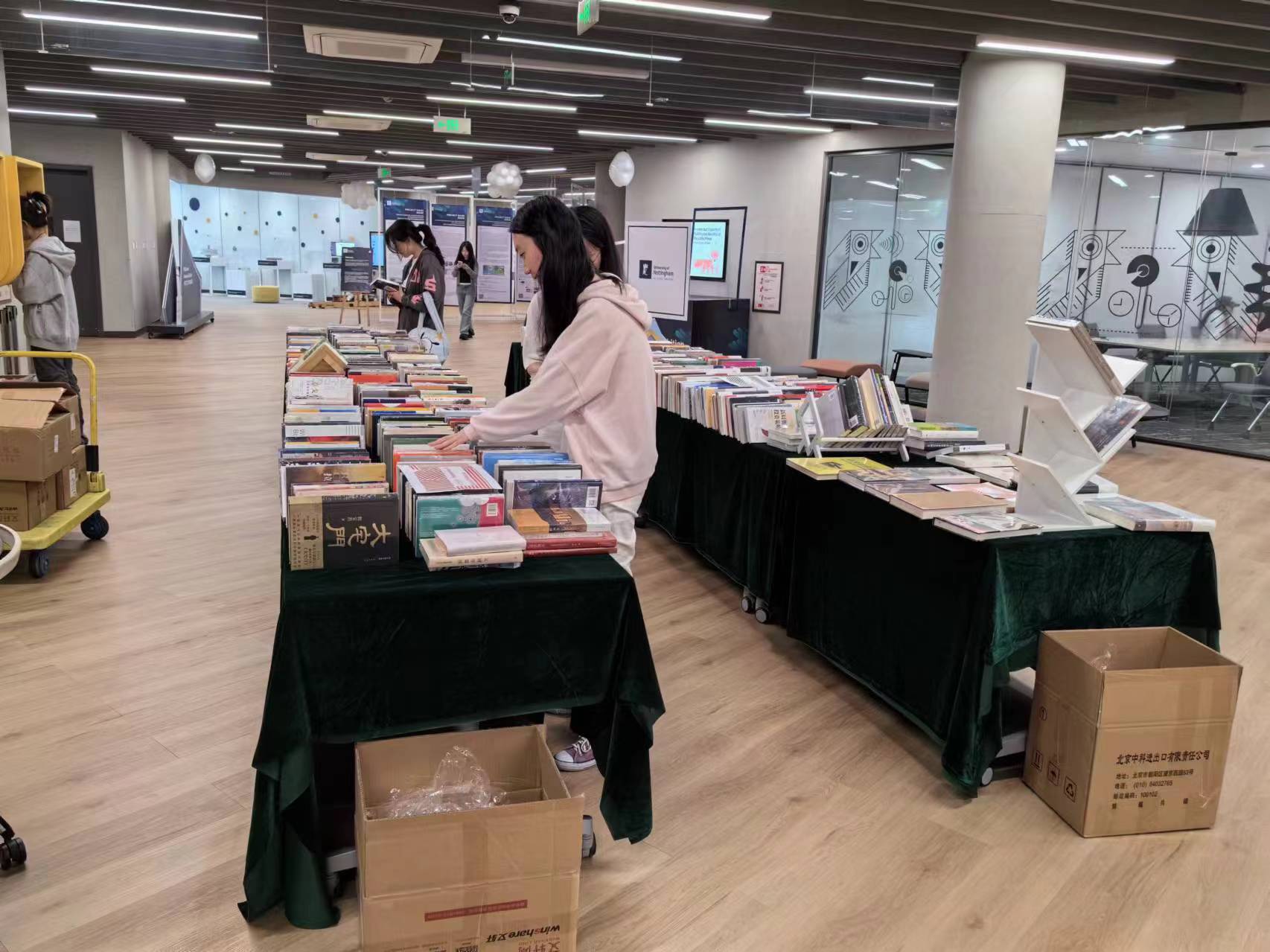 最是书香能致远——大涵文化4月书展活动撷英 最是书香能致远——大涵文化4月书展活动撷英